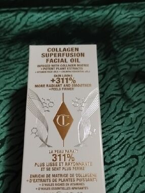 Charlotte Tilbury Collagen Superfusion Facial Oil - White & Gold